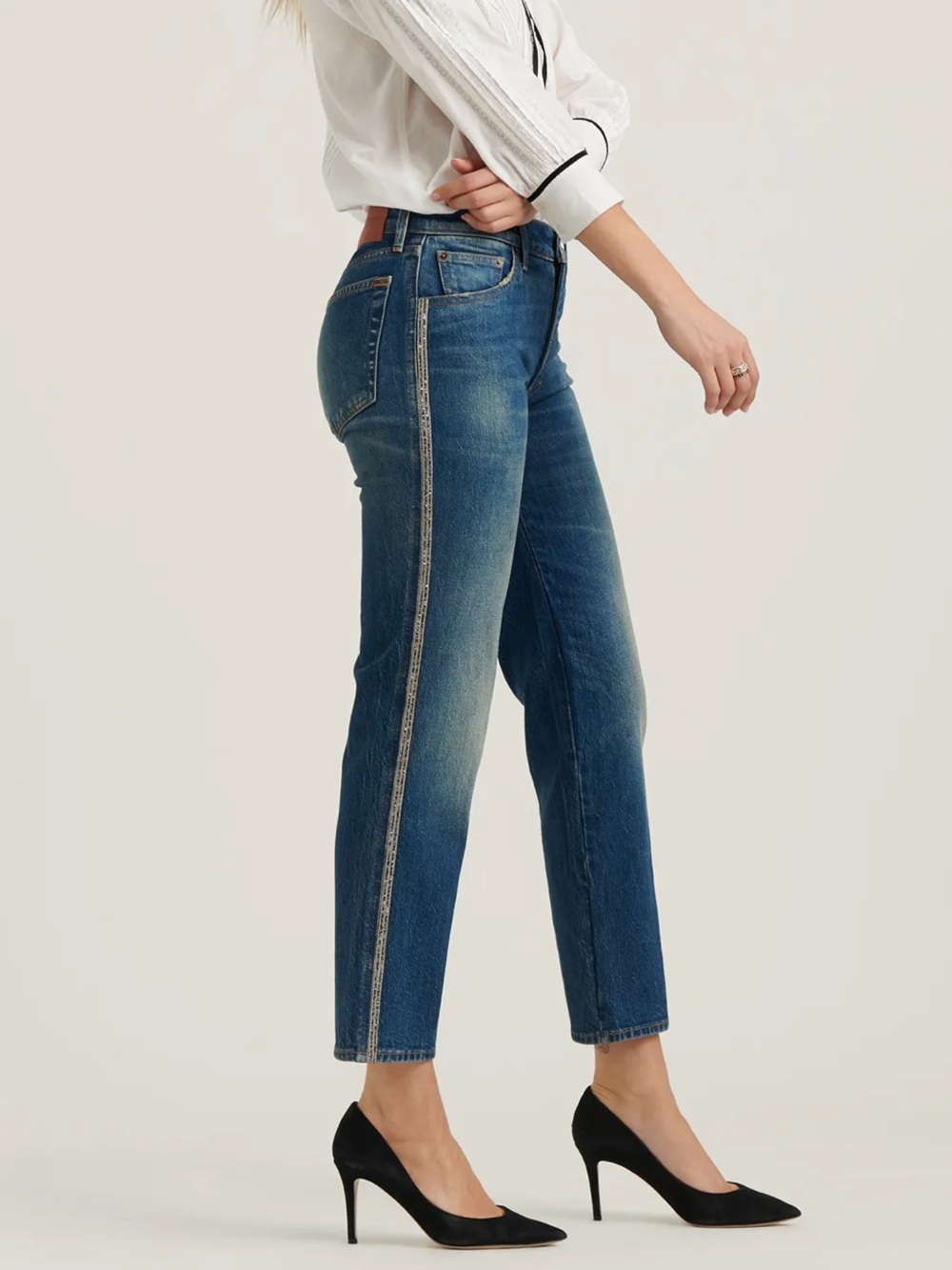 Lucky Brand • Vega Blue Mid Rise Authentic Straight Leg Beaded Side Jeans 10/30W